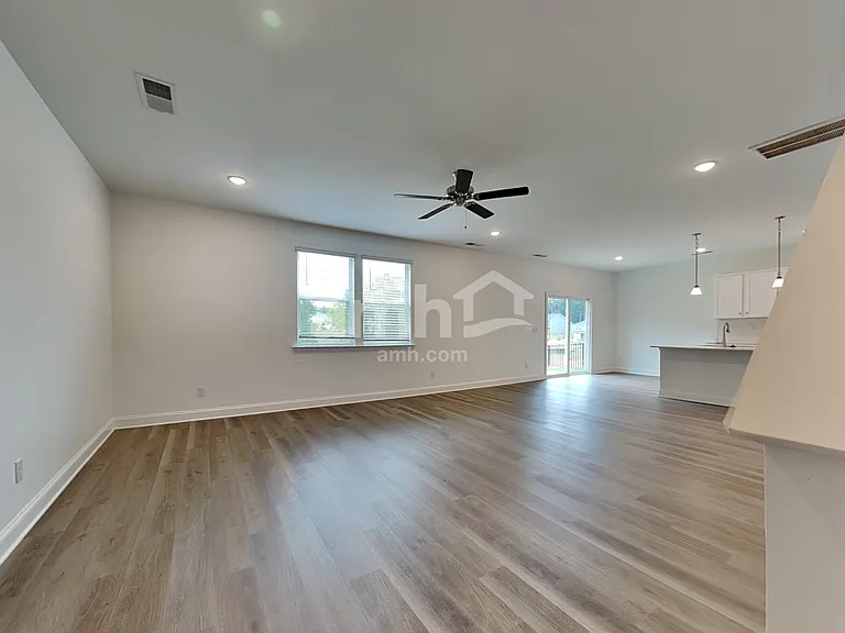4788 McDade Ln — Photo 9
