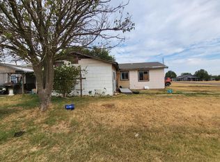 502 E Lincoln Ave, Electra, TX 76360