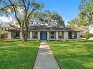 827 Heather Ct, Houston, TX 77024