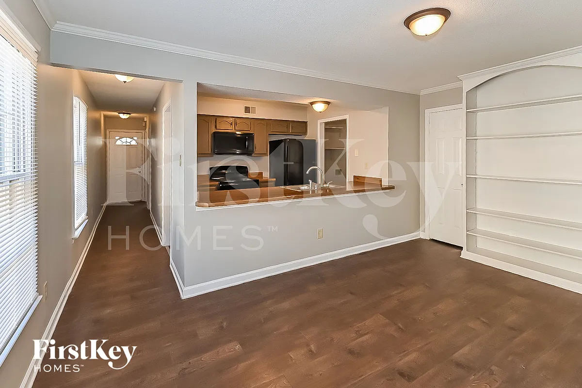 Building Photo - 6512 Lancer Dr