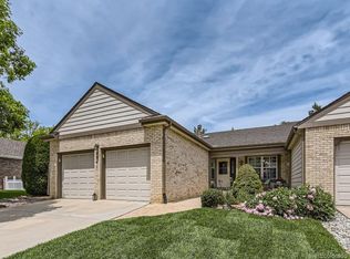 6041 E Hinsdale Ave, Centennial, CO 80112