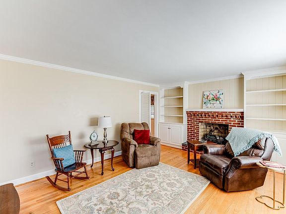 5th image of 1519 Lynndale Pl