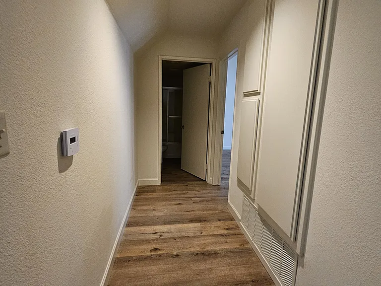 13304 Valleyheart Dr #207 — Photo 8