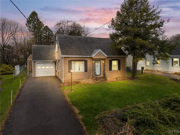 404 S Onondaga Rd, Syracuse, NY 13219
