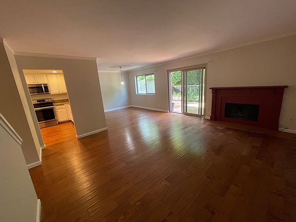3rd image of 6543 Paseo Adelante