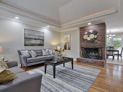 3rd image of 1927 Stanley Ave