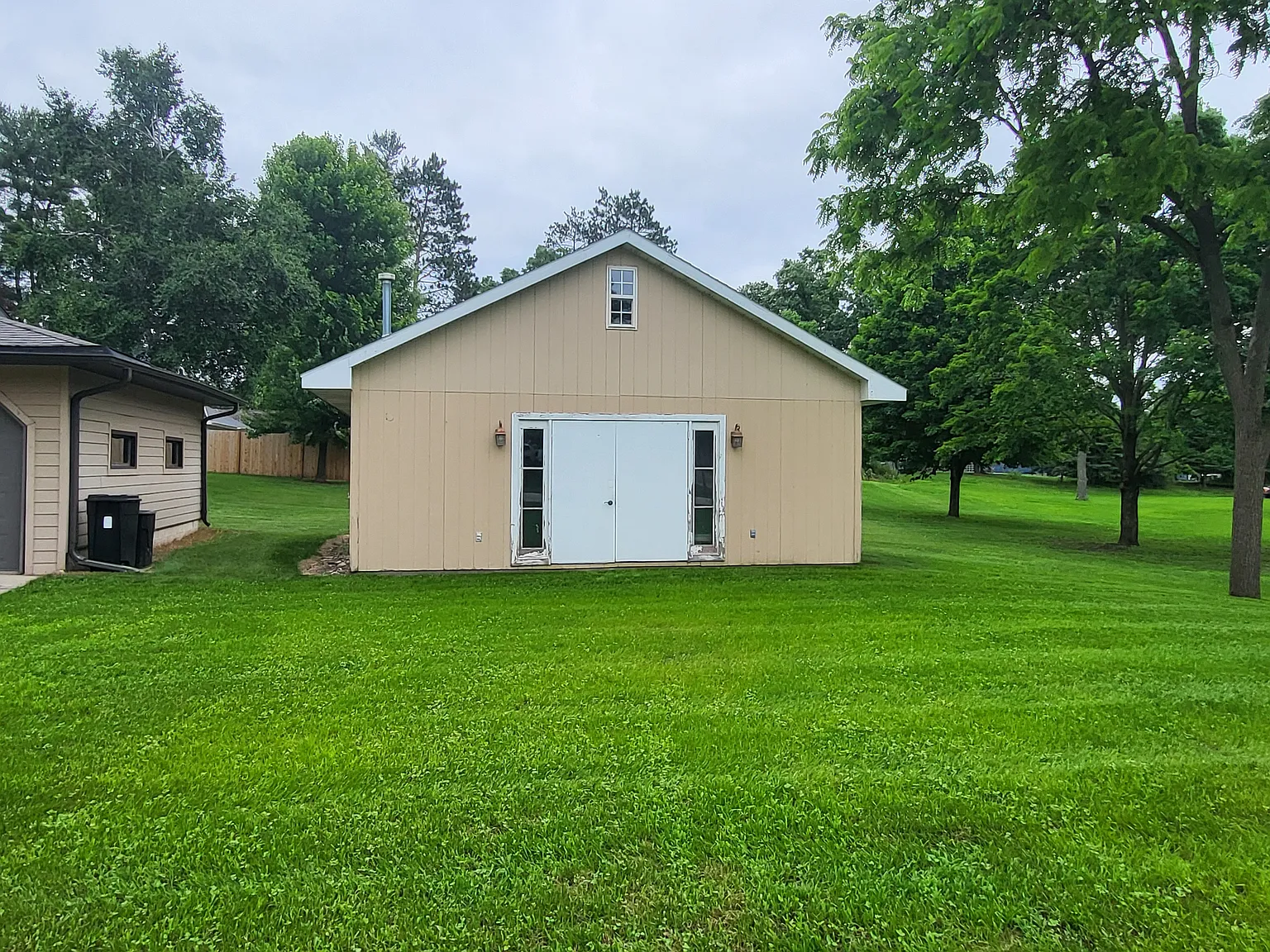 4 bed, 1920 sqft, $1,900 — Photo 4