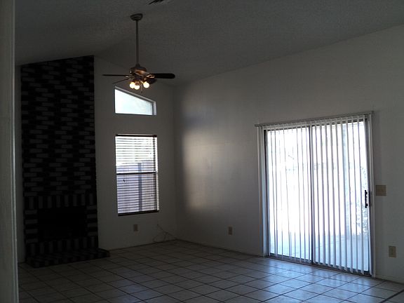 3rd image of 4820 N Limonero Circle