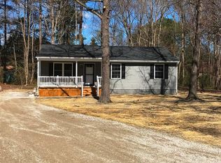 24300 Raymond Rd, North Dinwiddie, VA 23803