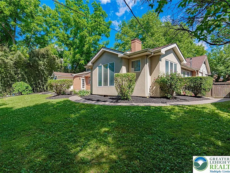 3608 S Highland St — Photo 82