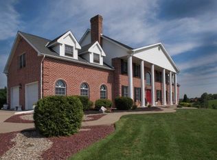 2151 Patoka Dr, Coplay, PA 18037