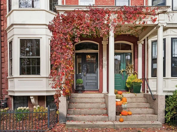 93 Pine Street, Portland, ME 04102