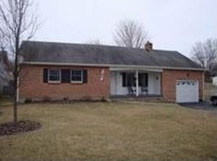 106 3rd St, Lewisburg, WV 24901
