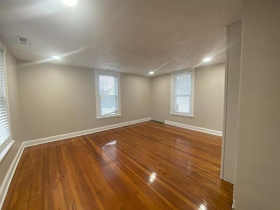 2nd image of 2905 Charleston Ave #2