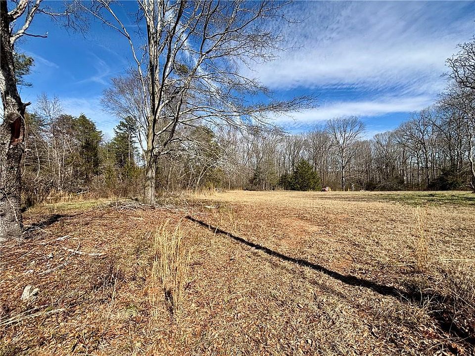 1st image of 129 Latimer Rd