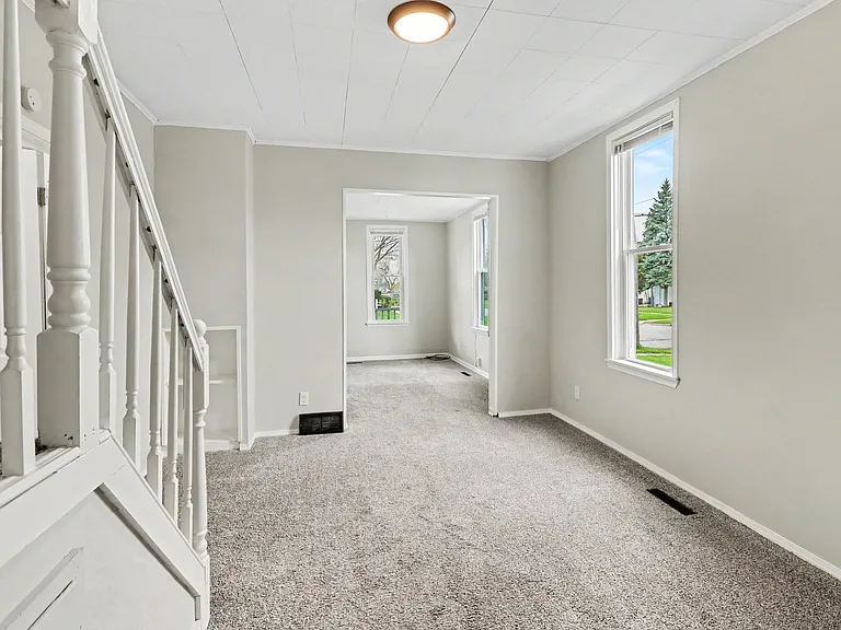 801 S Sherman St — Photo 14