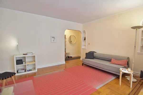 Rented by Compass | media 12