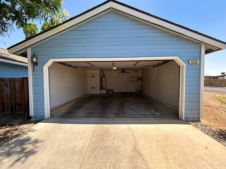 1585 Mayflower Way — Photo 14