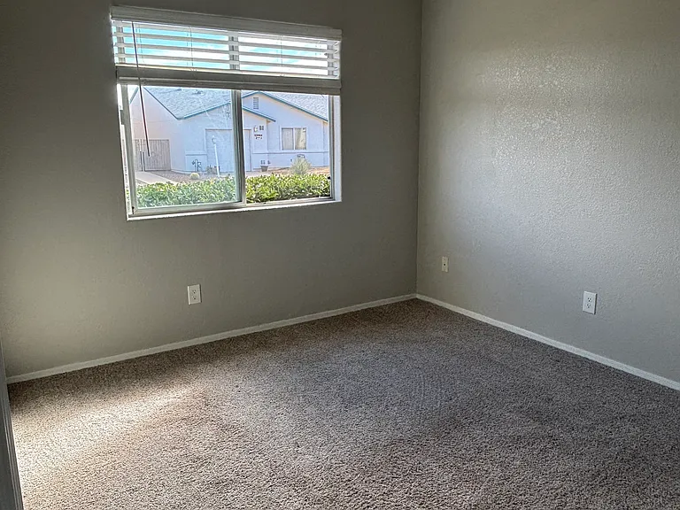 808 Four Winds Cir — Photo 12