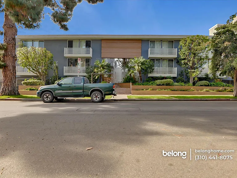 2223 S Bentley Ave #104 — Photo 2