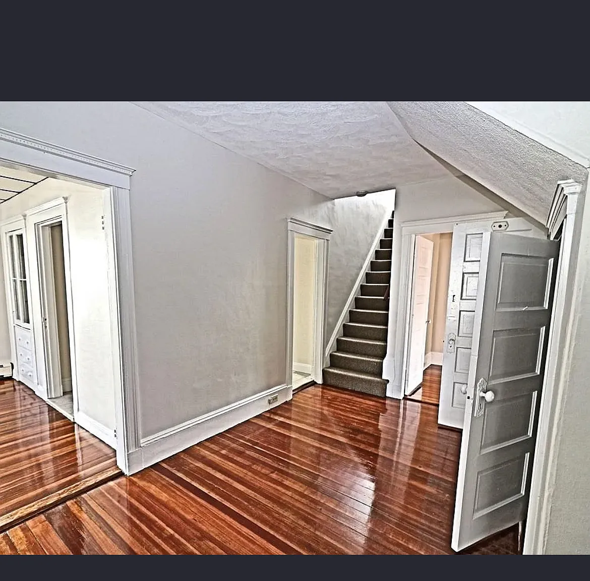 2 bed, 1000 sqft, $2,350 — Photo 1