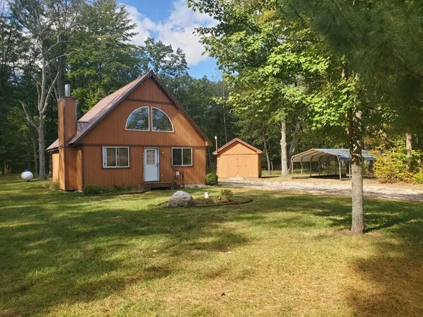 7864 S 1 1/2 Rd, Harrietta, MI 49638