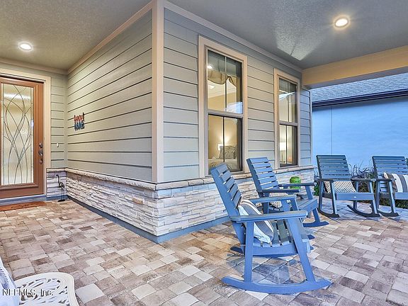 3rd image of 393 Wild Cypress Cir