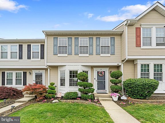 2nd image of 72 Pebble Ln