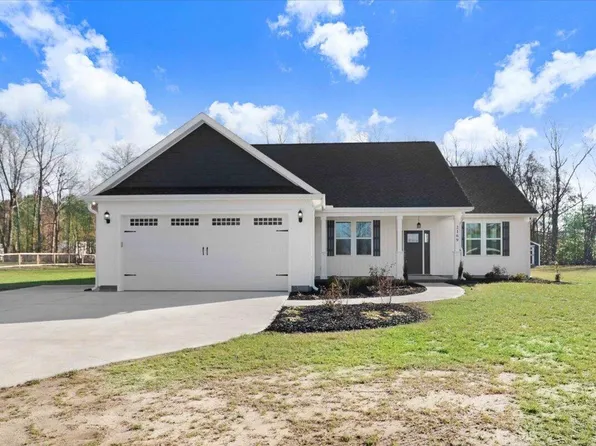2169 Dobbersville Rd, Mount Olive, NC 28365