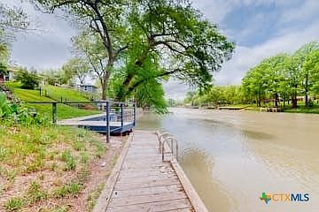 4th image of 510 Cypress Rdg