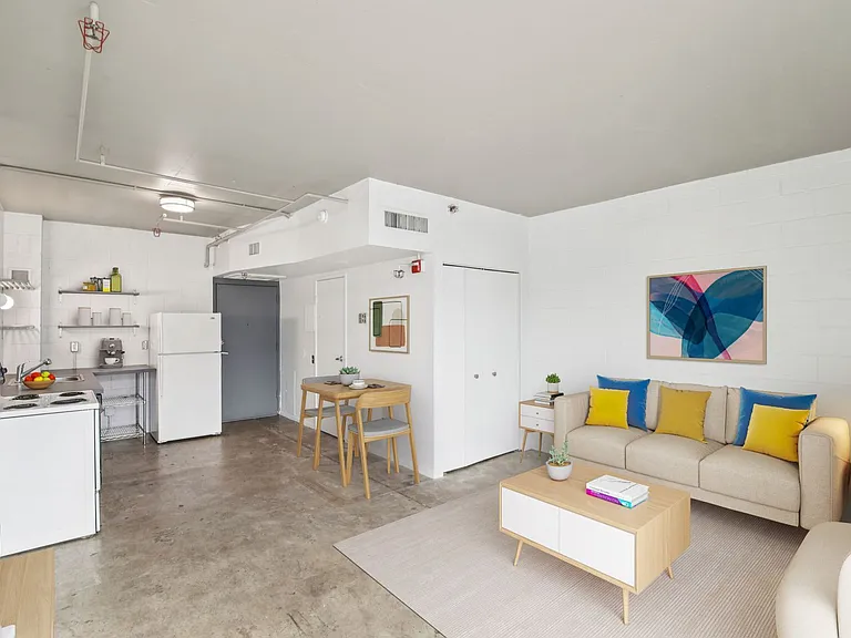 One North Fifth Apartments — Photo 19
