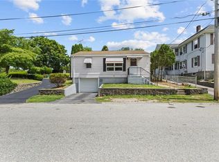 26 Kenwood St, Woonsocket, RI 02895