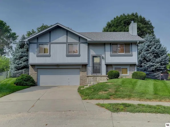 7924 Rock Creek Cir, Omaha, NE 68138