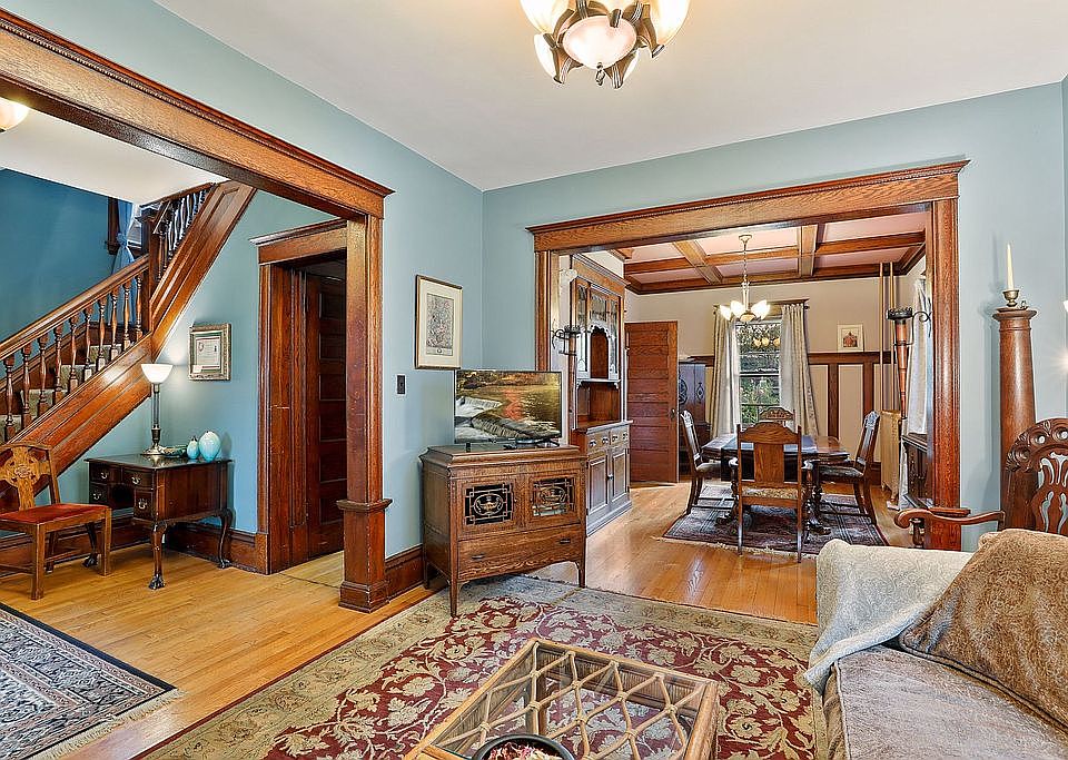 1st image of 446 Herschel St