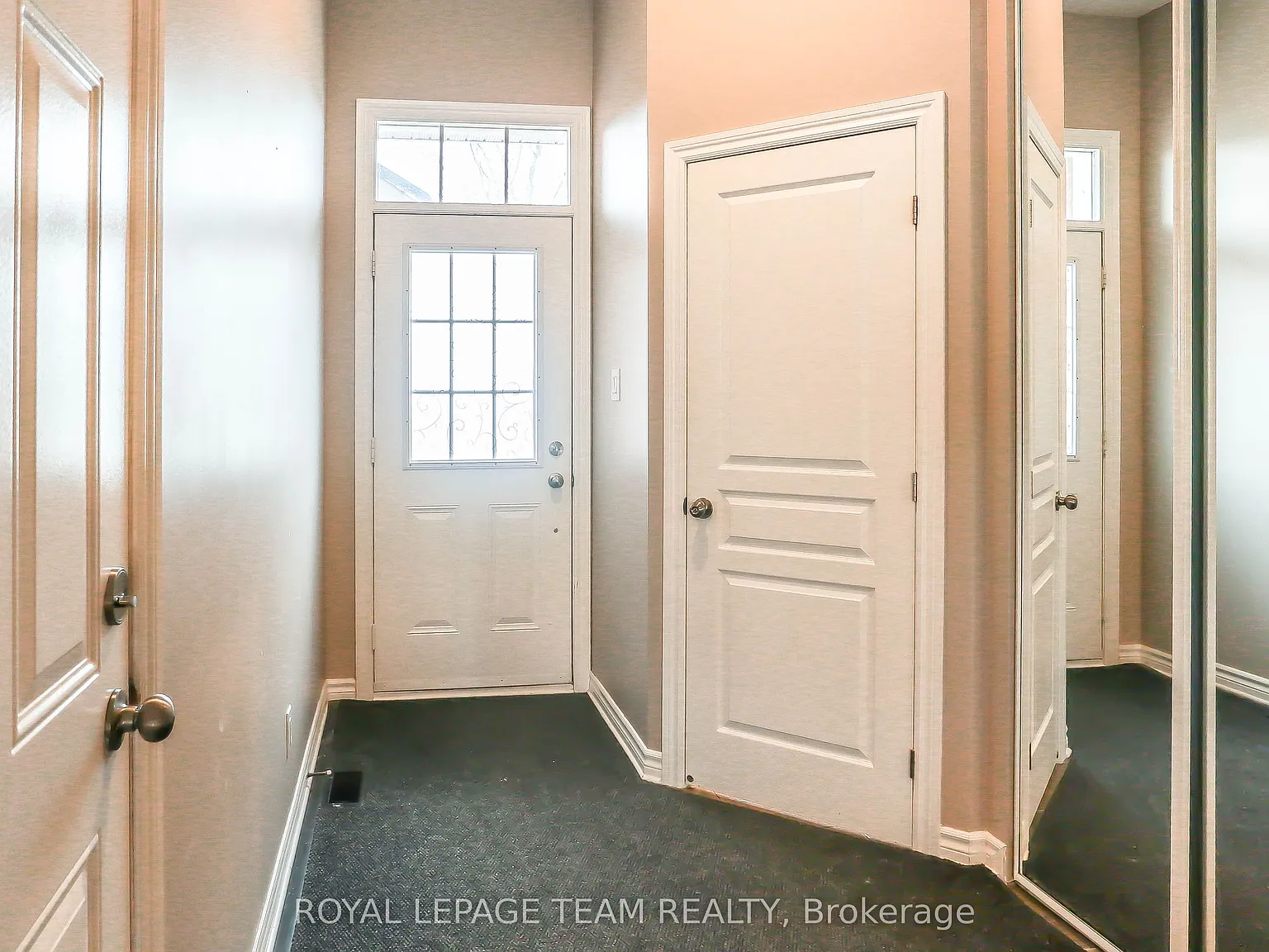 3 bed, $2,700 — Photo 4