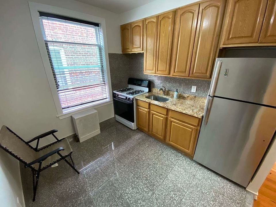 1st image of 33-38 28th St #2