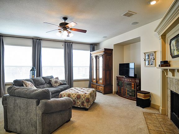 4th image of 3426 United Ln