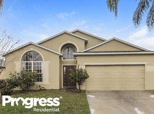 11209 Spinning Reel Cir, Orlando, FL 32825