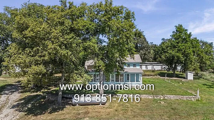 2 bed, 1.5 bath, 1496 sqft, $1,490 — Photo 1