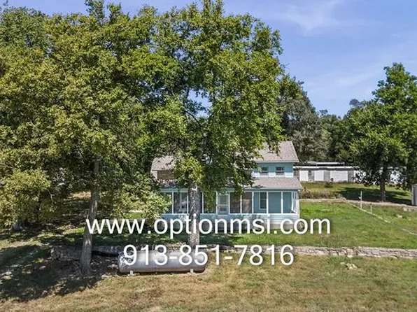 190 N 1600th Rd, Lecompton, KS 66050
