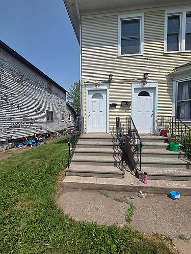 Floor plan 1303 1/2 N 16th St