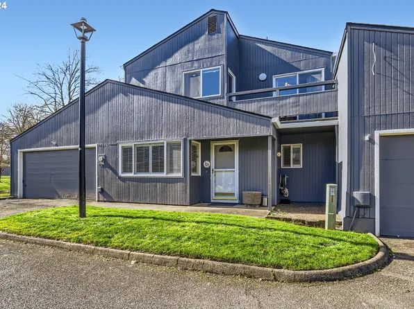 17606 NW Rolling Hill Ln, Beaverton, OR 97006