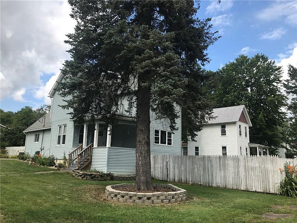 1st image of 84 Pleasant St