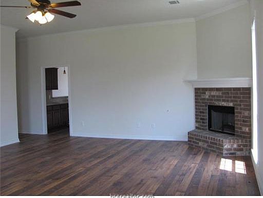3rd image of 1022 Emerald Dove Dr