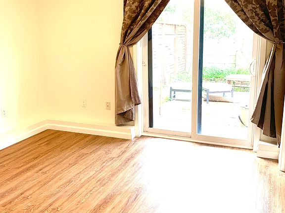 5th image of 1587 43rd Ave #A