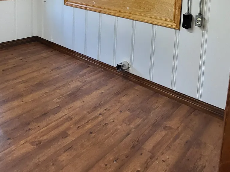 924 E Turner St — Photo 23