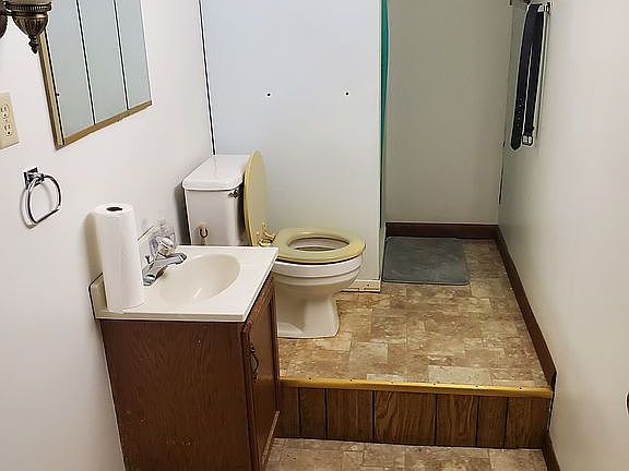 3rd image of 1615 W A St