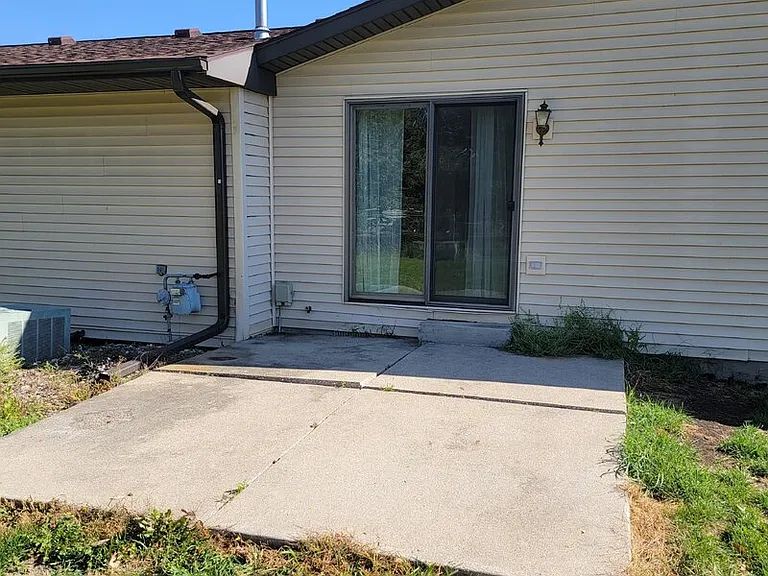 2709 1st Ave — Photo 23