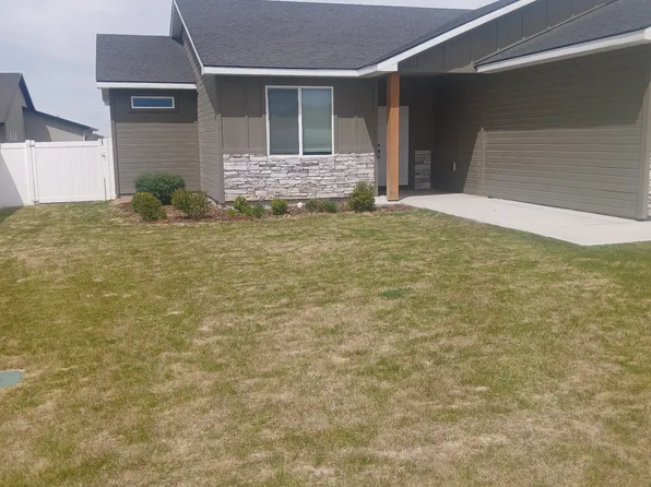 1405 Meadow Ln, Rupert, ID 83350