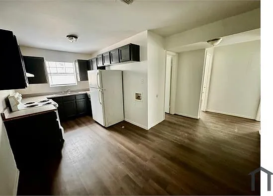 2 bed, 800 sqft, $1,000 — Photo 4